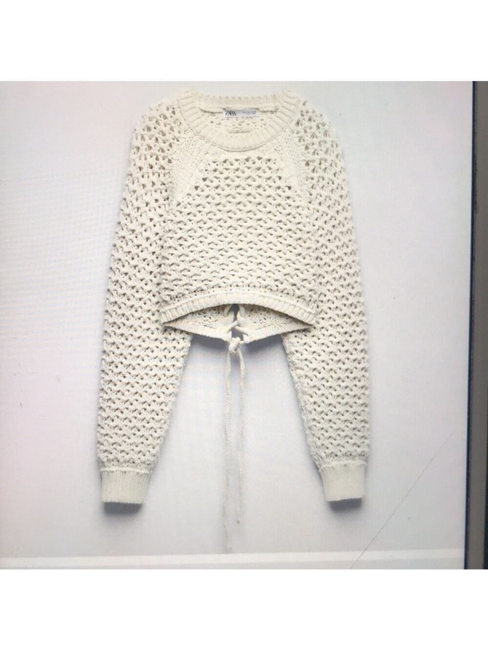 ZARA OPEN BACK White CROPPED SWEATER SZ MEDIUM